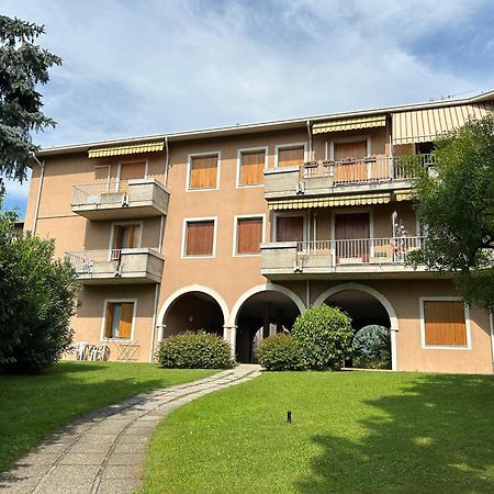 Gold Garda Desenzano Apartman Desenzano del Garda Kültér fotó