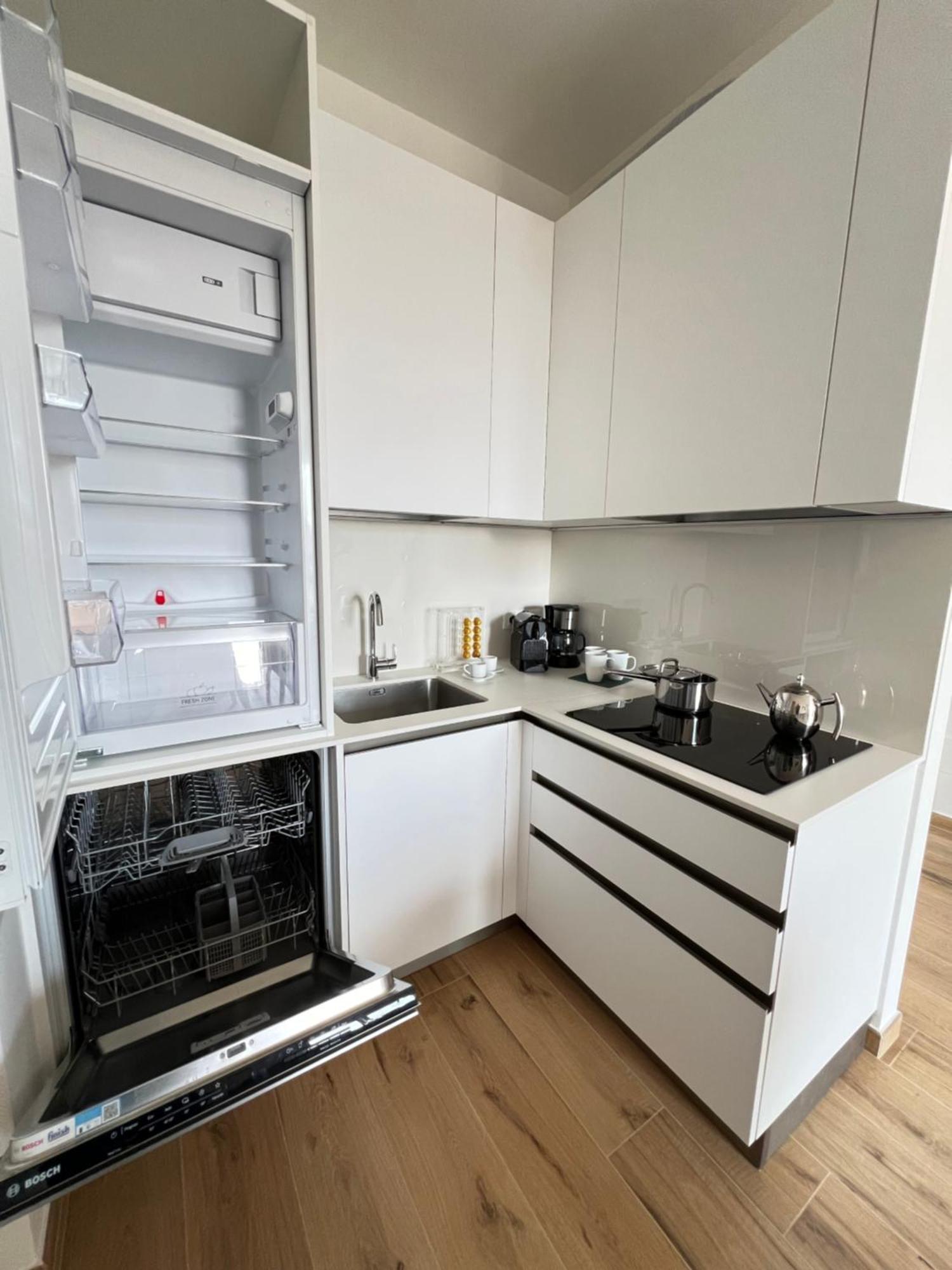 Gold Garda Desenzano Apartman Desenzano del Garda Kültér fotó