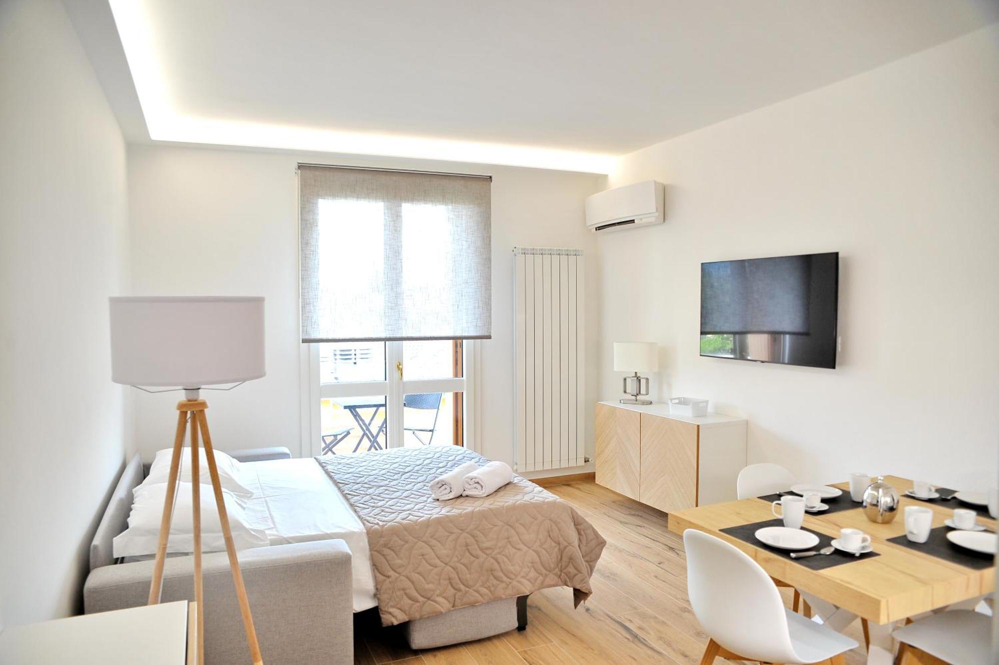 Gold Garda Desenzano Apartman Desenzano del Garda Kültér fotó